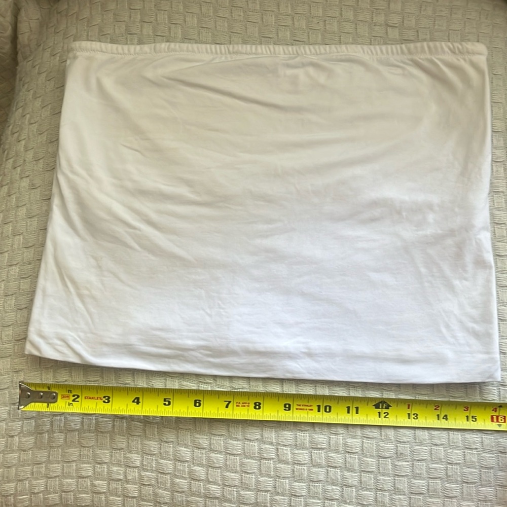 ⚡️ONE WEEK LEFT BEFORE DONATION⚡️White Everlane Tube Top